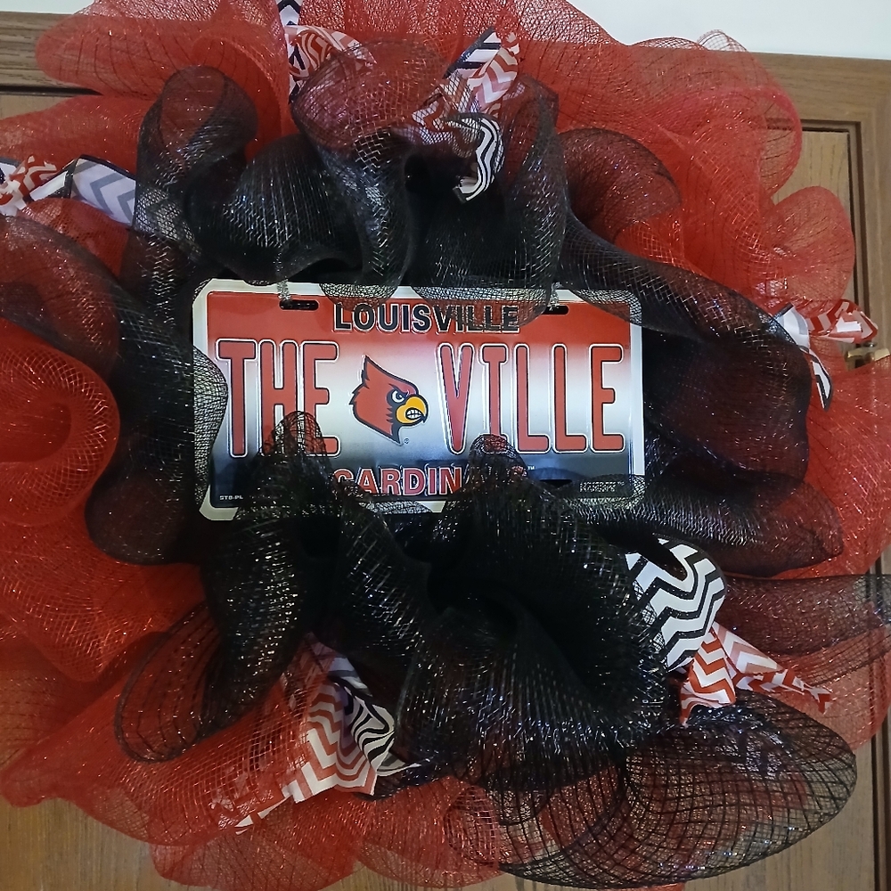 Louisville Cardinals Decorative Wreath